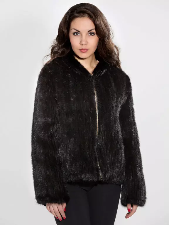 Knitted Fur Coat (50 wêne): Ji yaran, bi kincê knitted, ji çirûskên knitted, ji bîhnek knitted, ji bask, knitted 718_2