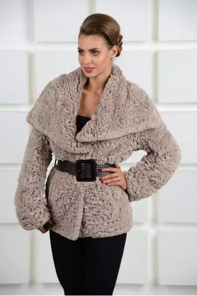 Knitted Fur Coat (50 wêne): Ji yaran, bi kincê knitted, ji çirûskên knitted, ji bîhnek knitted, ji bask, knitted 718_45
