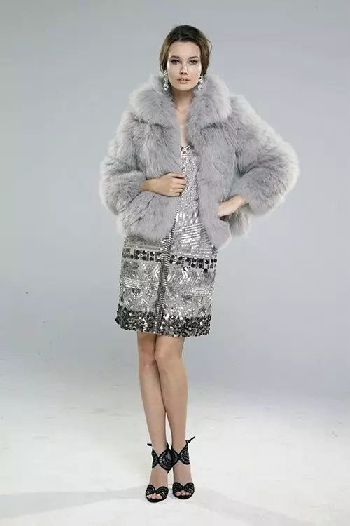Knitted Fur Coat (50 wêne): Ji yaran, bi kincê knitted, ji çirûskên knitted, ji bîhnek knitted, ji bask, knitted 718_48