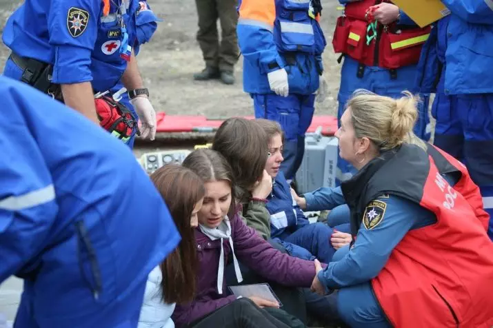 Björgunarmaður: Ráðuneyti neyðartilvikum og Saving Sjómenn á vatni, Ábyrgð á vinnustöðum og þjálfun Starf í Rússlandi, laun og mikilvægum faglegum gæðum 7225_10