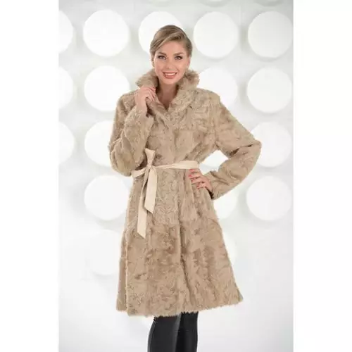 Kozlik fur coat (71 photos): from goat fur, from a mountain goat, with a hood, out of a condensed goat, how much costs, coat coat, reviews 730_14