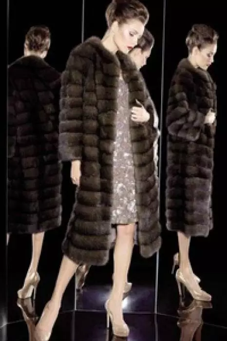 Italian fur coats (47 photos): how much is, fur coat from Mala Mati from Italy, fur coat, reviews 731_40