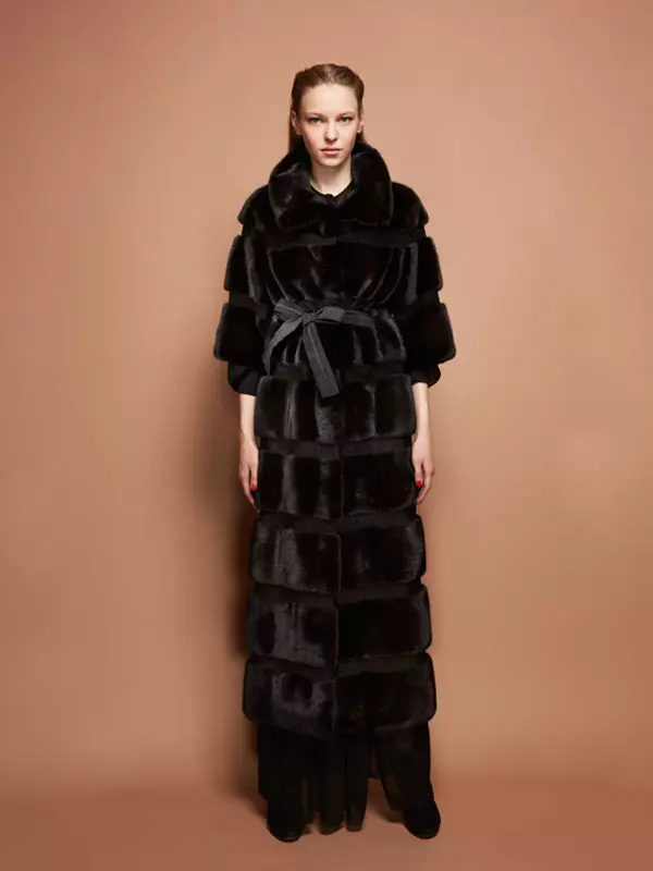 意大利皮大衣（47张照片）：来自意大利的Mala Mati的皮大衣多少是多少，皮草大衣，评论 731_45
