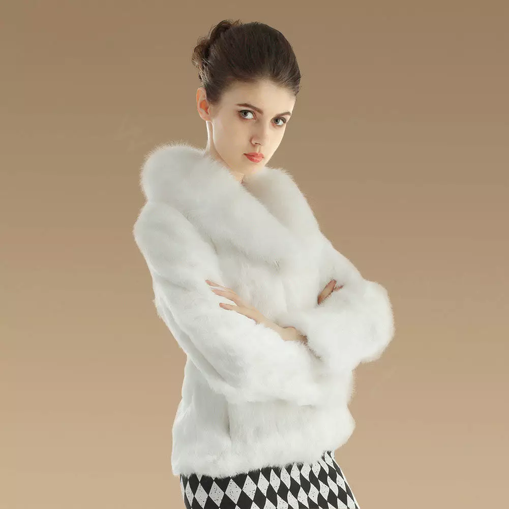 manteau blanc de fourrure de lapin (32 photos): capuche, comment nettoyer 732_12