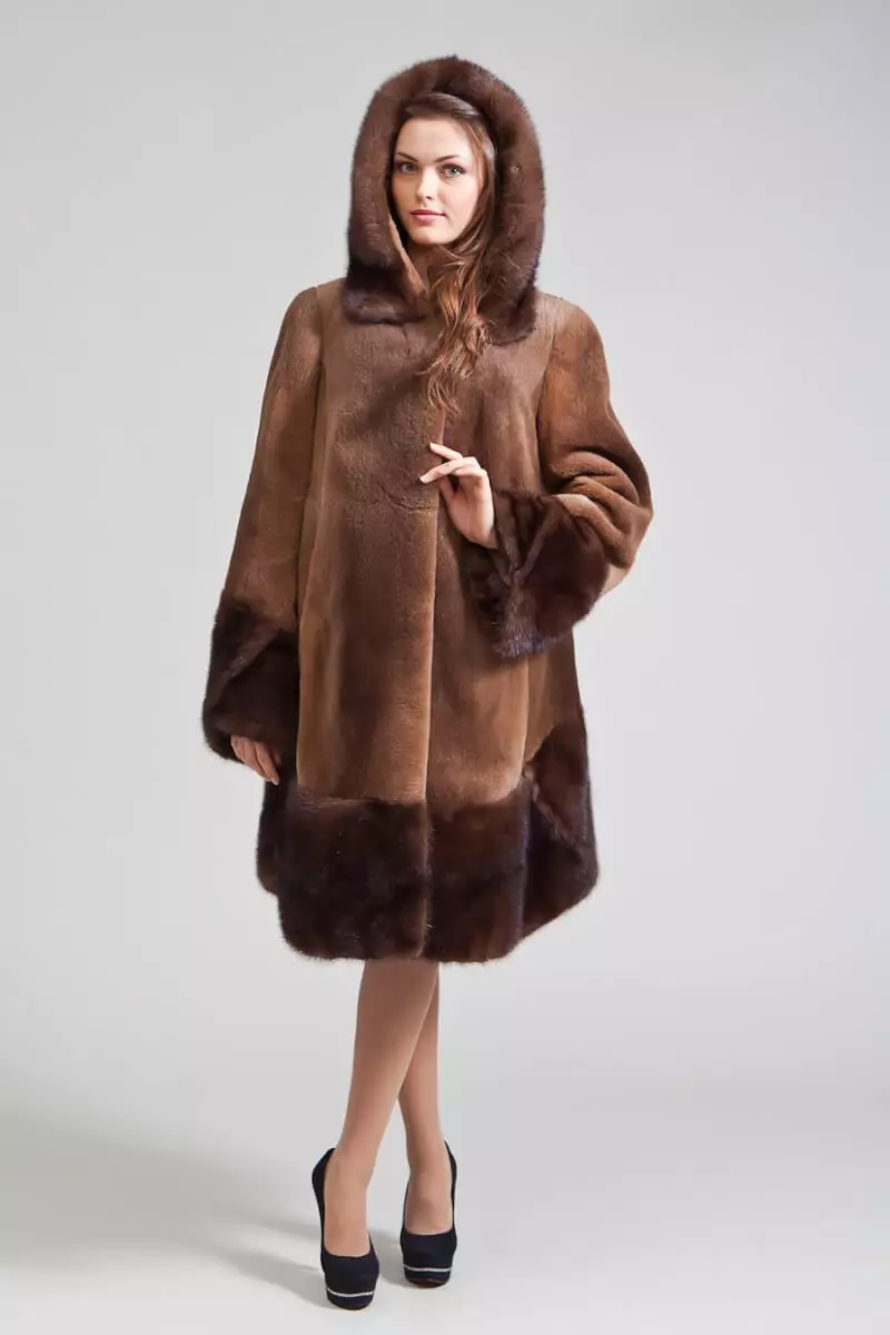 Τι παλτό γούνας είναι οι θερμότερες (77 φωτογραφίες): Τι ζεστό, πιο εύκολο και πρακτικό, αυτό το θερμότερο: κάτω σακάκι, παλτό ή παλτό γούνας 734_49