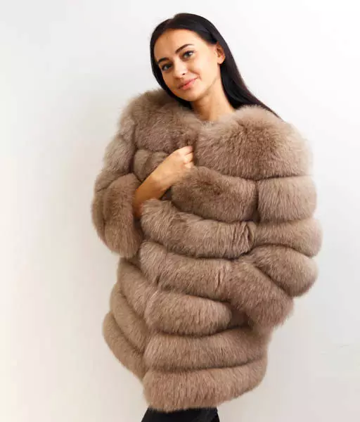 What a fur coat is the warmest (77 photos): what fur warmer, easier and practical, that warmer: down jacket, coat or fur coat 734_61