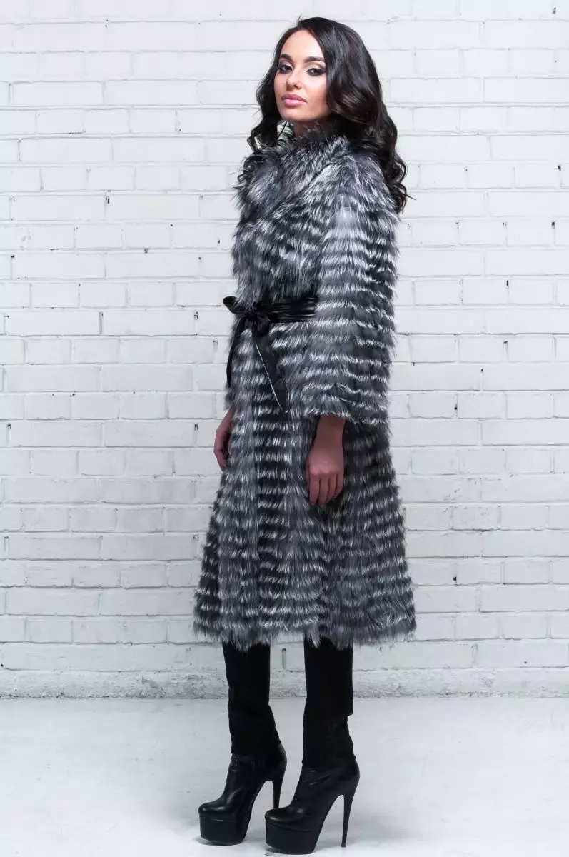 Chernoburki fur coat (101 mga larawan): mga review, niniting fur coat, kung magkano ang mga gastos, fur coat, sa isang niniting na batayan, autoled, mula sa mga piraso 737_96