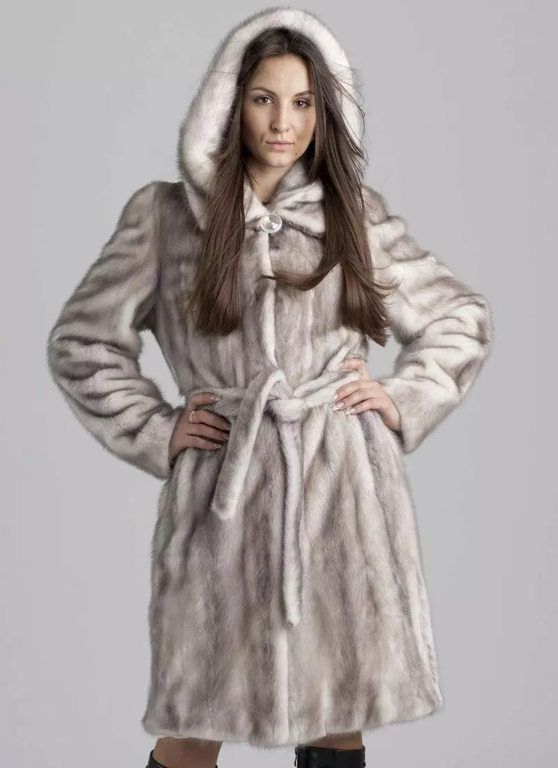 Fur takit tai lampaita (137 kuvaa): Mikä on parempi ja että lämpimämpi talvikarttoissa, takit, takit tai alastakit kuin takki eroaa lampaista 738_38