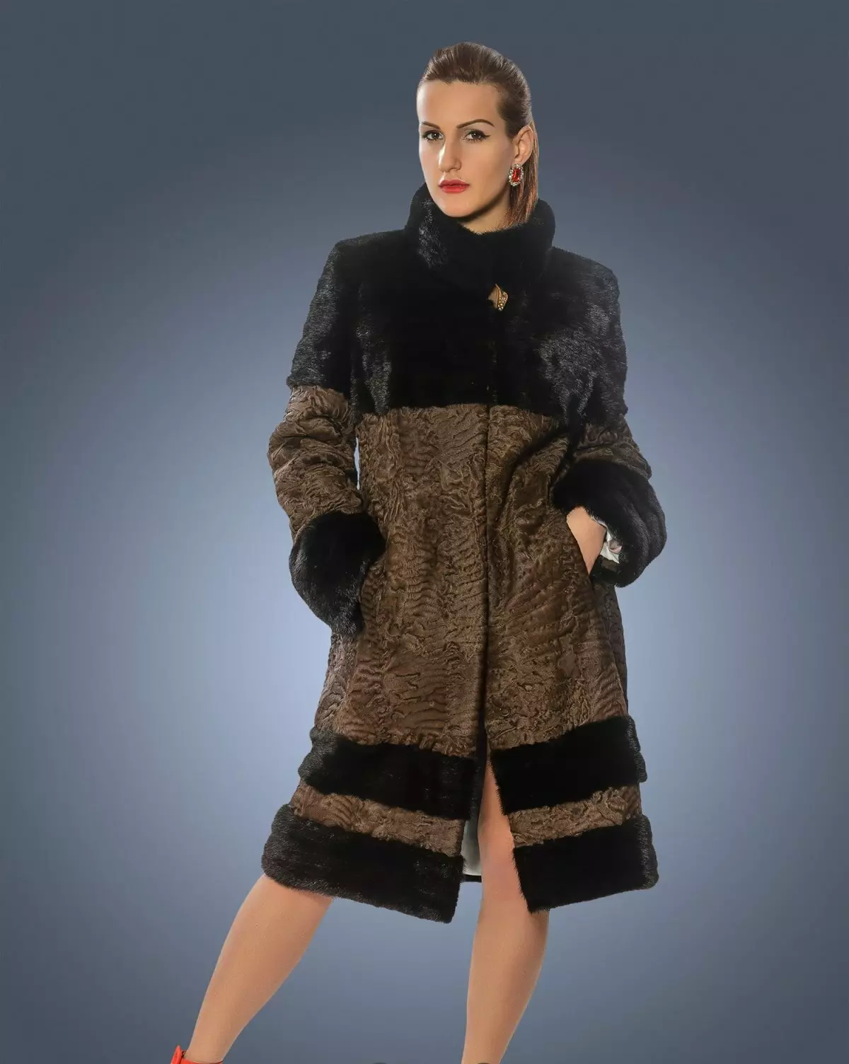 Karakulchi Fur Coats (sary 137): italiana, avy any Swakarak Karakulchi, Fotsy, ohatrinona ny akanjo volom-borona, hevitra, avy any Gresy, avy any Karakulchi sy i Karakulchi ary Doodle 745_120