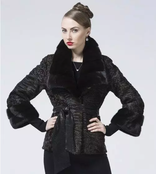 Karakulchi Fur Coats (sary 137): italiana, avy any Swakarak Karakulchi, Fotsy, ohatrinona ny akanjo volom-borona, hevitra, avy any Gresy, avy any Karakulchi sy i Karakulchi ary Doodle 745_92