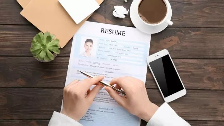 Ringkesan guru sekolah dhasar: Contoh resume kanggo piranti kerja. Katrangan Tanggung jawab lan Keahlian Profesional 7484_3