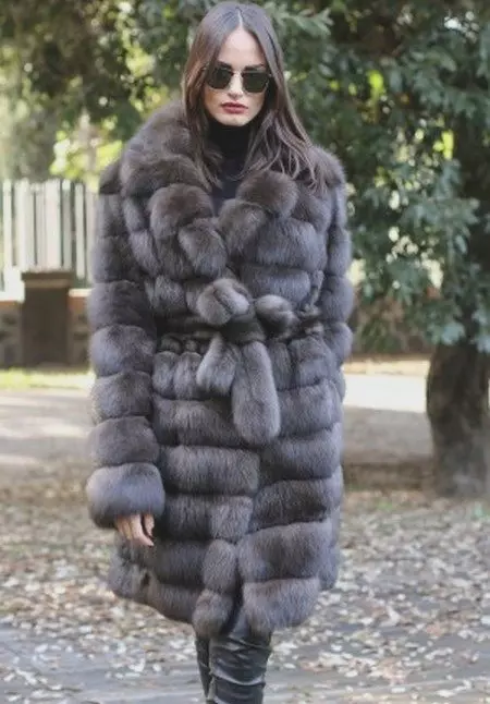I-SAble fur coat (izithombe ezingama-73): malini ijazi loboya, ukubuyekezwa 754_53