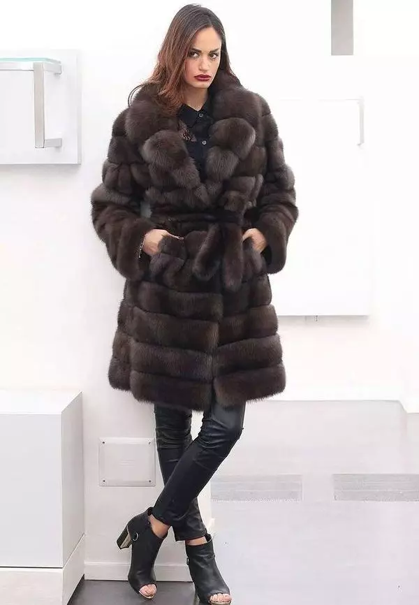 Sable Fur Coat (73 լուսանկար). Որքան է սոբուլային մորթյա վերարկու, ակնարկներ 754_67