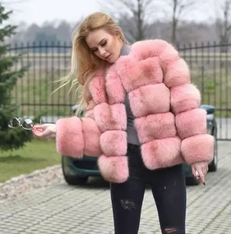 Розова крзно палто (49 фотографии): роза крзнени палта, момче Морозова, Регина Тодоренко, осврти 757_20