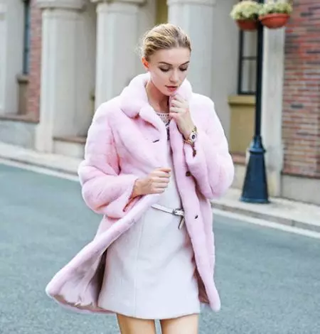Pink Fur Coat (49 billeder): Rose Fur Coats, Boyfriend Morozova, Regina Todorenko, anmeldelser 757_49