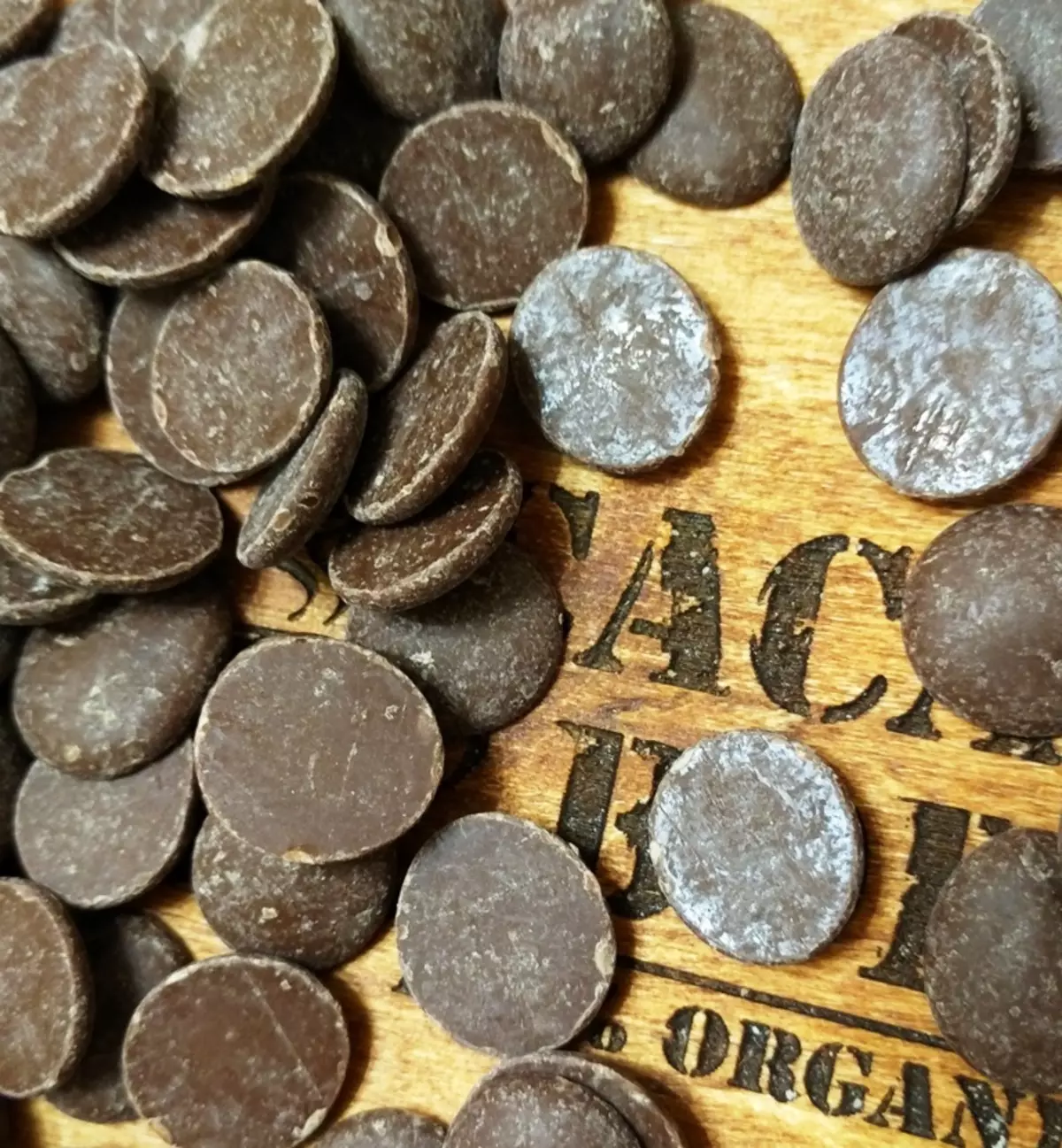 Cioccolato per fontana al cioccolato: cosa è adatto e come usarlo? Cioccolato belga e l'altro. Cosa è meglio scegliere e come dovrebbe essere? 7607_17