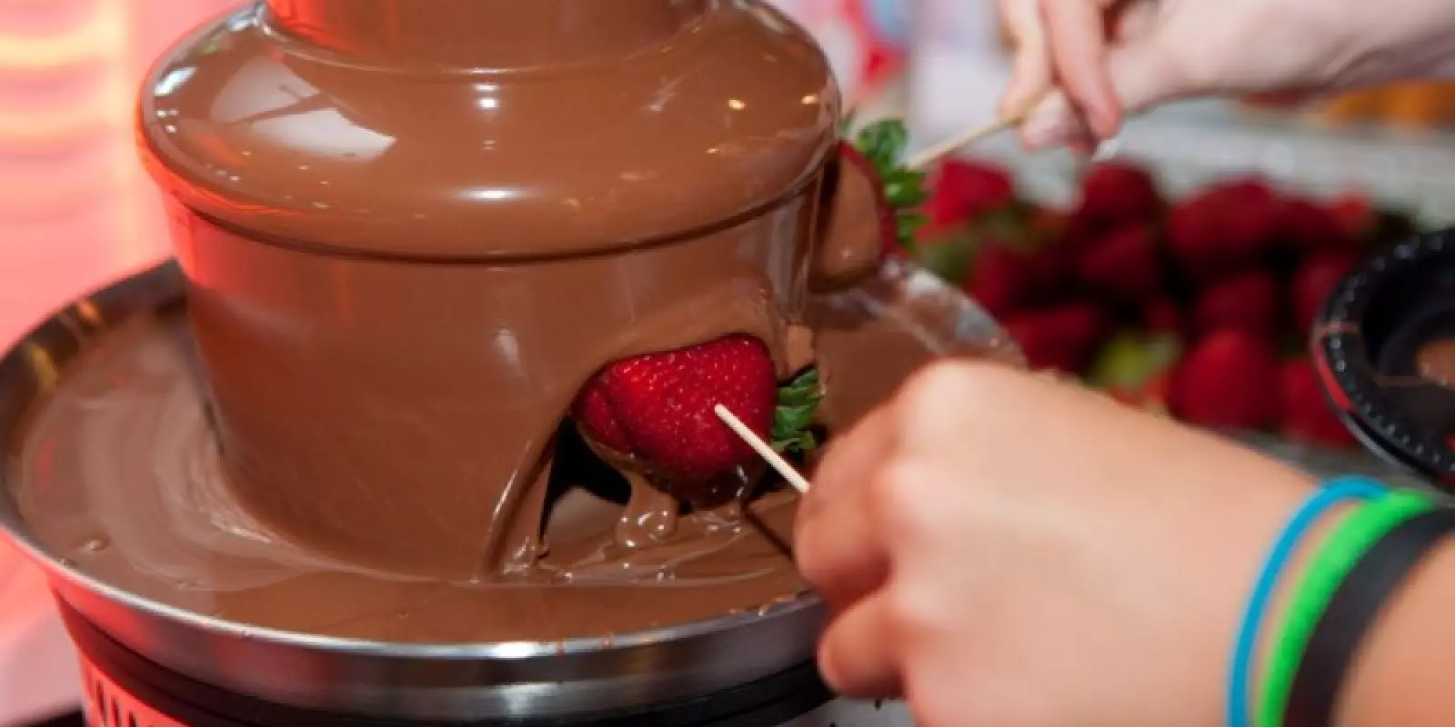 Czekolada na fontannę czekoladową: co nadaje się i jak go używać? Czekolada belgijska i druga. Co lepiej wybrać i jak to powinno być? 7607_21