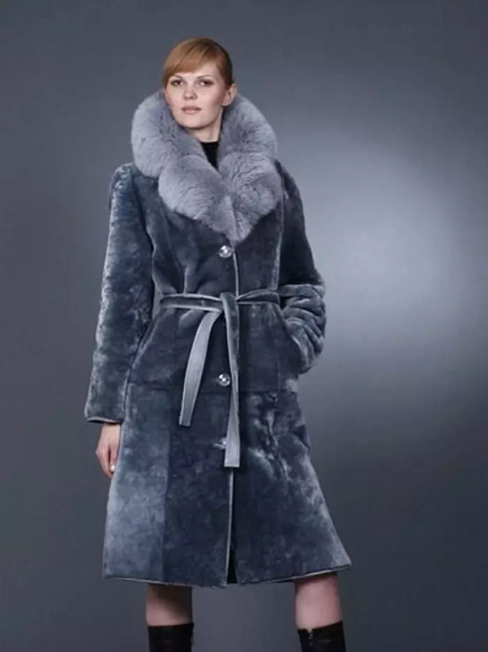 Pyatigorsky Fur Coats (79 foto): Modelli di Nutria Fur Factory a Pyatigorsk, recensioni 764_21