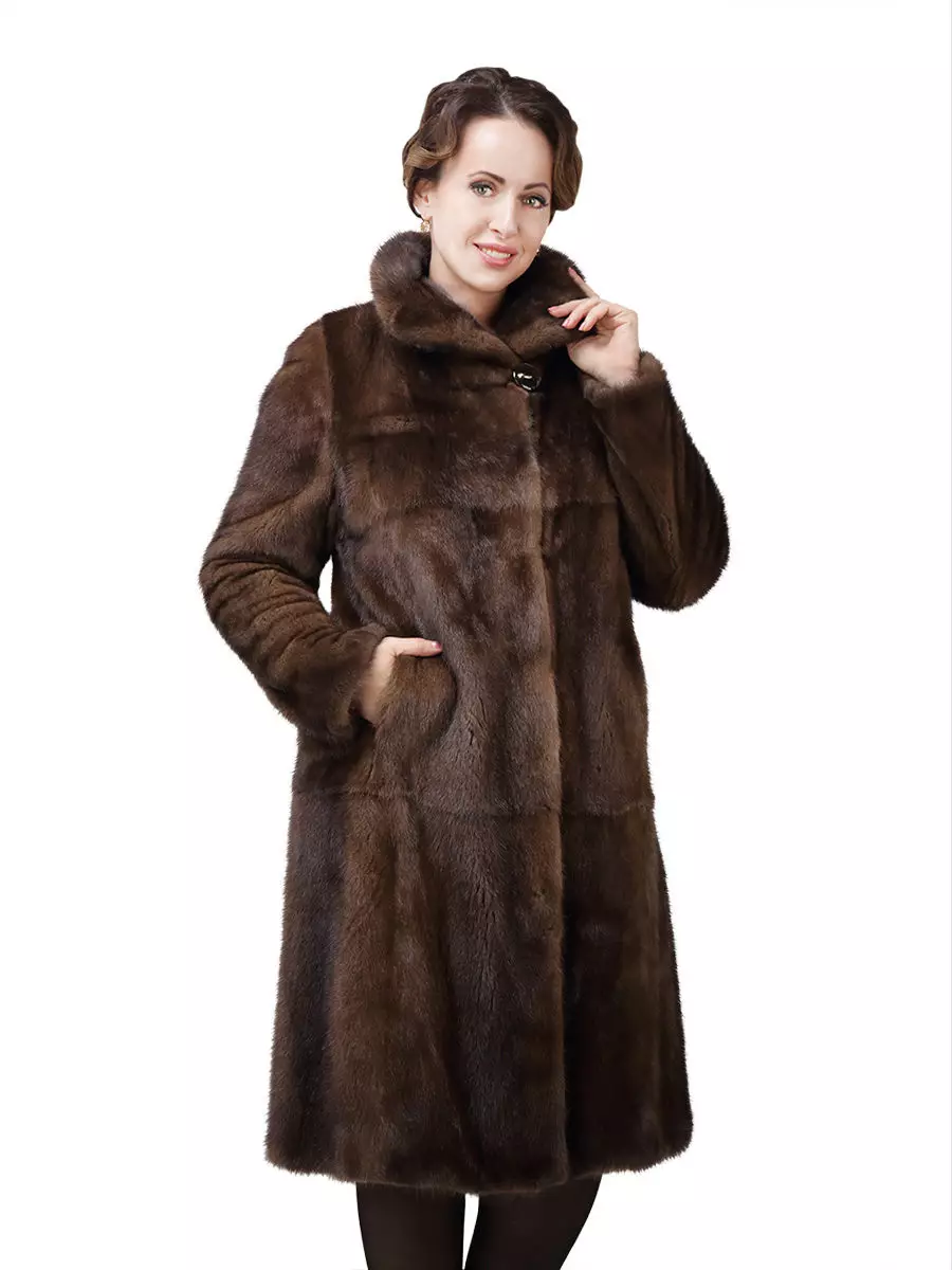 Pyatigorsky Coats de peles (79 fotos): Modelos de Nutria Fur Factory en Pyatigorsk, comentarios 764_33