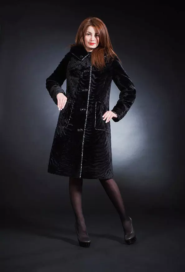 Piatigorsky Fur Coats (79 zdjęć): Modele futrzane Nutria Fur Factory w Piatigorsk, Recenzje 764_61