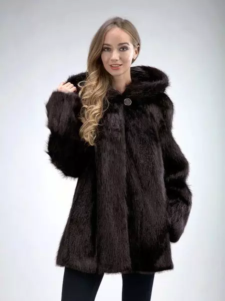 Pyatigorsky Fur Coats (79 foto): Modelli di Nutria Fur Factory a Pyatigorsk, recensioni 764_79