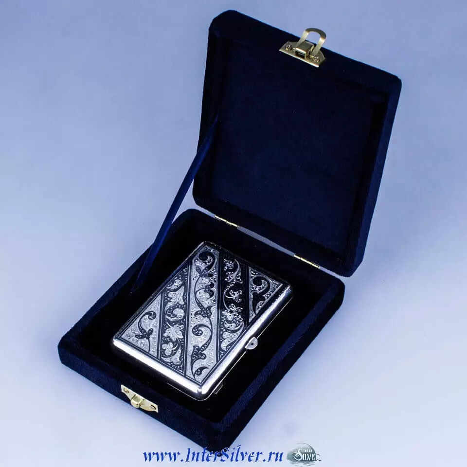 Подарунки зі срібла: чарка і підкови, ложка, монета і інші креативні срібні сувеніри 7677_29