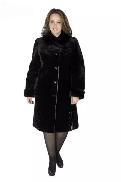 Muton Fur Coats (146 լուսանկար Muton Muton Curats). Ինչպիսի գազան է արվում, որքան, ակնարկներ 769_35