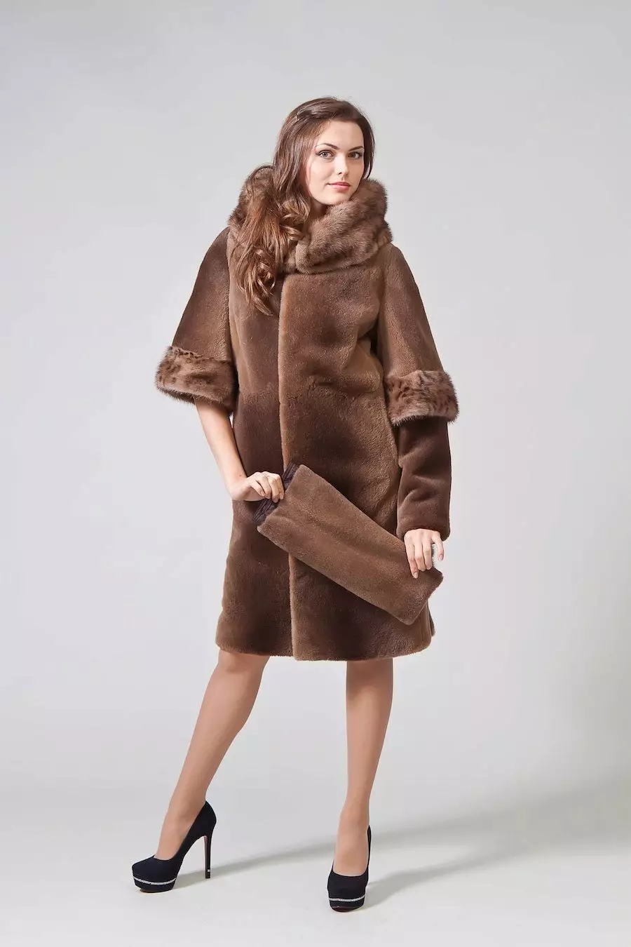 Beaver Fur Coat 96 Foto: Apa itu Mantel Bulu dari Bobrika, Ulasan, Berapa Biaya 770_19