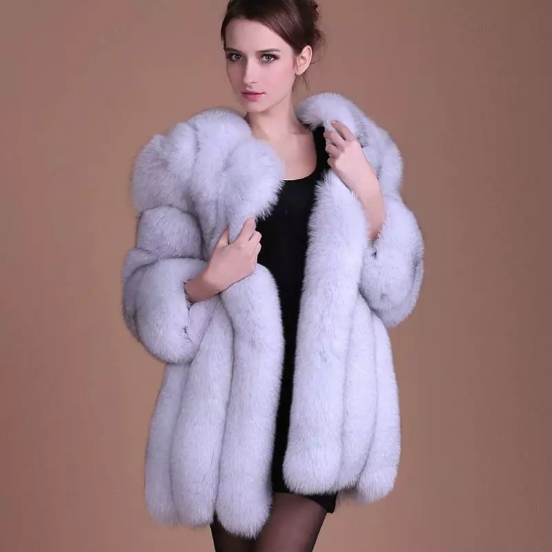 Spring Fur Coat 2021 (Picha 108): kanzu ya Sadz na hood, joto, Kifini, kitaalam 772_13