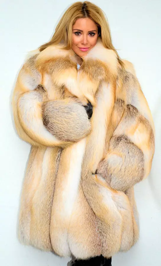 Άνοιξη γούνα παλτό 2021 (108 φωτογραφίες): Sadz παλτό με κουκούλα, ζεστό, φινλανδικό, σχόλια 772_7