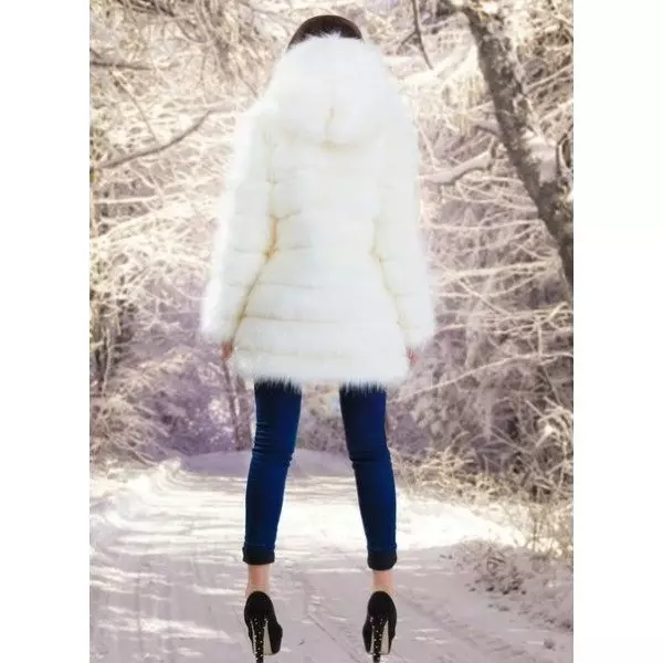 Spring Fur Sritt 2021 (108 fotografií): Sadz kabát s kapucňou, teplým, fínskym, recenziami 772_80
