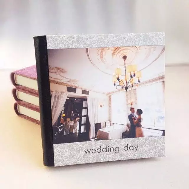 Свадбени пхотоБоок (53 фотографије): Примери пројекта књига са фотографијама венчања, узорака натписа и дизајна позадине 7760_49