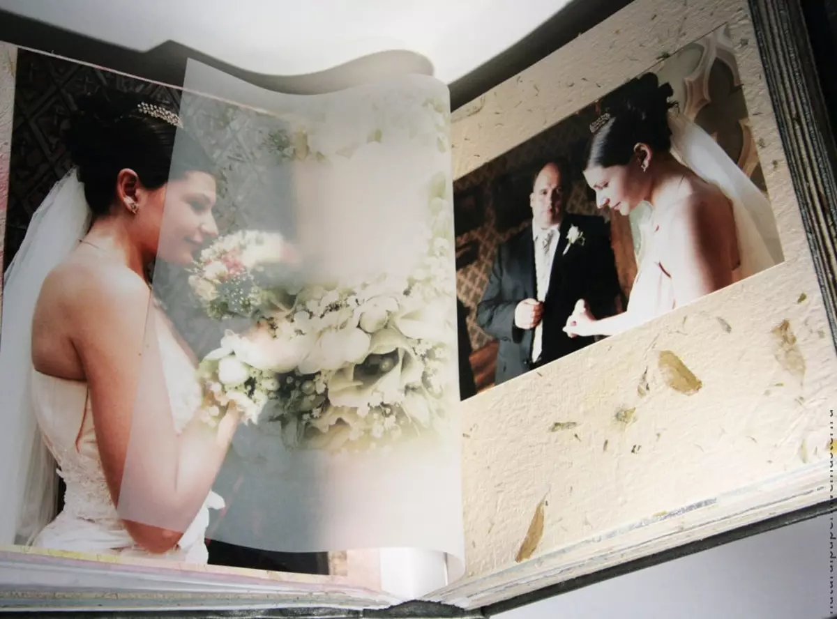 Album photo de mariage (46 photos): Décoration de l'album pour photos dans la technique de scrapbooking avec vos propres mains, exemples d'albums photo à la main 7770_6