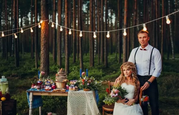 結婚式の2日目（19枚の写真）：自然の中でイベントを過ごし、ゲスト会議を開催する方法は？ロシアの休日の伝統と習慣、メニューの特長 7772_5