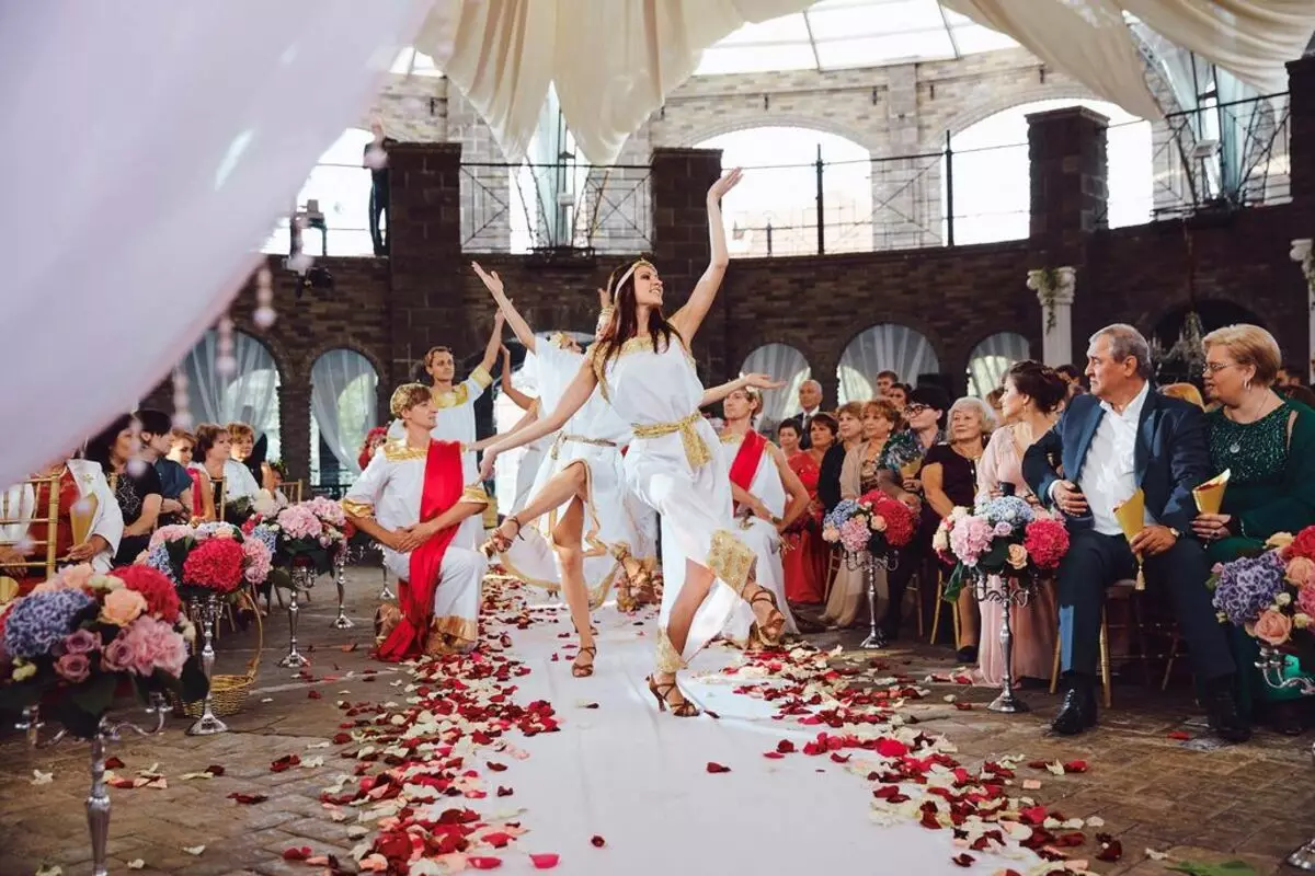 မင်္ဂလာဆောင်အစဉ်အလာ (ဓာတ်ပုံ 83 ခု) - မင်္ဂလာဆောင်ပွဲမှာ Turkish နှင့် Ossetian အကောက်ခွန်, ကာဇက်စတန်အကြား, 7786_9