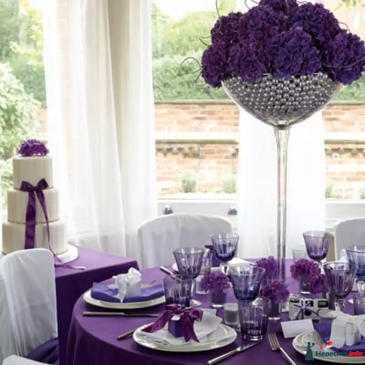 Lilac Wedding (55 slike): Dizajn proslava u bijelo-lila boje, ima je dress code za goste 7789_14