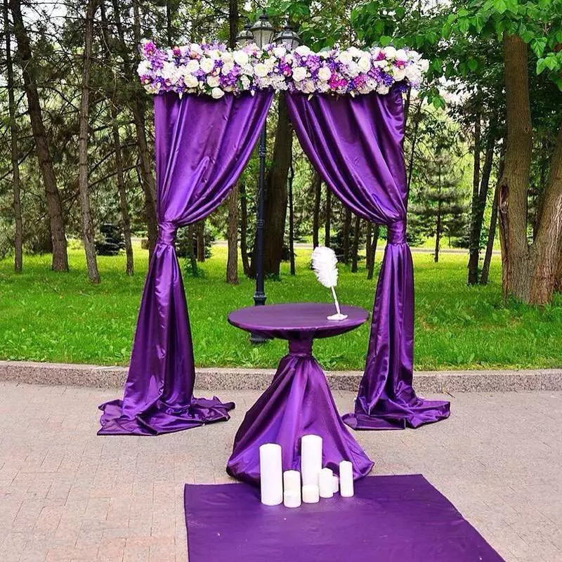 Lilas Mariage (55 photos): Design de célébrations dans les couleurs de White-Lilas, caractéristiques du code vestimentaire pour les invités 7789_19