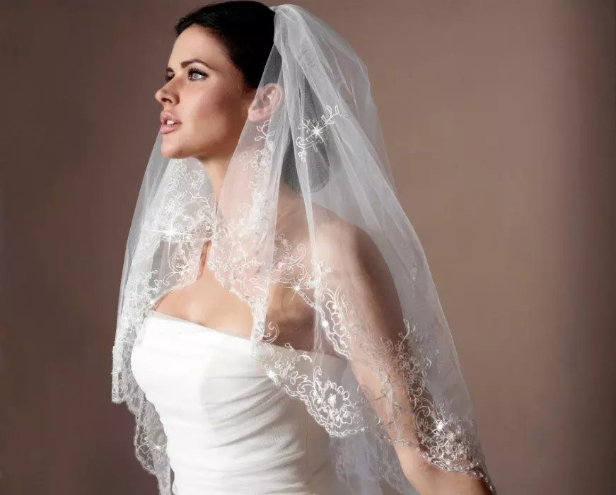 Σημάδια γάμου (28 φωτογραφίες): δεισιδαιμονία και έθιμα για τη νύφη και τον γαμπρό την ημέρα του γάμου, συμβουλές για την επιλογή των λαϊκών πίστη 7791_12
