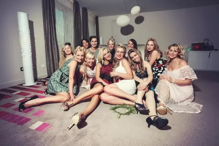 Ideeën voor de Bachelorette-feest voor de bruiloft: originele verrassingen voor de bruid van vriendinnen. Hoe blijkt het evenement en wat wordt er aan gegeven? 7802_7