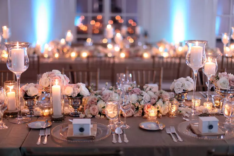 Hvordan til at dække bordet på indløsning af bruden derhjemme? 14 billeder Opskrifter og dekoration af bryllup retter og snacks til buffet 7804_12