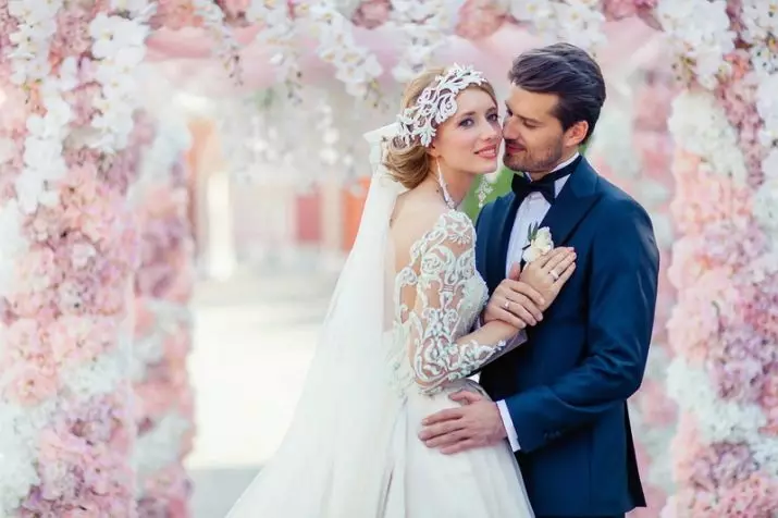 Perkahwinan dalam gaya Rusia (73 gambar): Pendaftaran perayaan di Rusia Rakyat dan gaya Slavonik lama, memegang perkahwinan yang bergaya pada musim panas dan musim sejuk 7844_3
