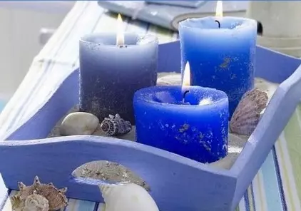 Xemilandina candles ji bo zewacê bi destên xwe (19 wêne): çîna master li ser dekorasyonek xweşik a şemikên zewacê 7848_18
