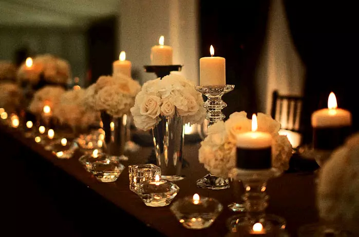 Dekorace svíček pro svatbu s vlastními rukama (19 photos): Master Class na krásné výzdobě svatebních svíček 7848_6