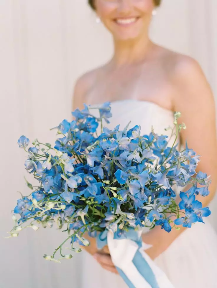 Wedding in blou kleur (62 foto's): idees vir die ontwerp van die troue agtergrond van wit en sag, servo en hemelse, blou en perske-blou kleure 7854_23