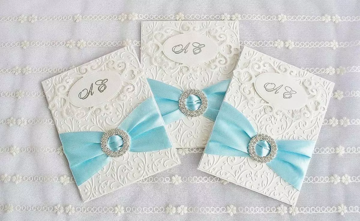 Vjenčanje u plavoj boji (62 fotografije): ideje za dizajn vjenčane pozadine bijele i meke, servo i nebeske, plave i breskve-plave boje 7854_37
