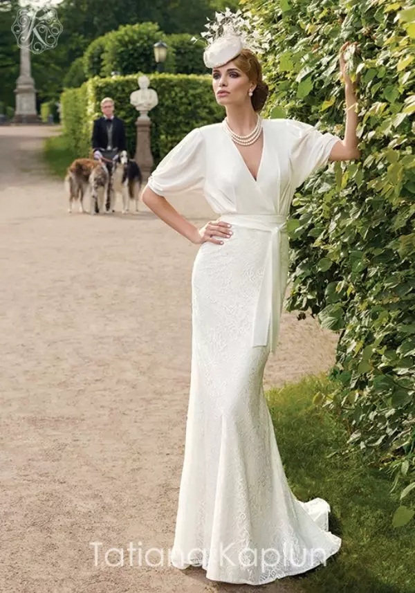 Decoraciones al vestido de novia de Tatiana Kaplun.