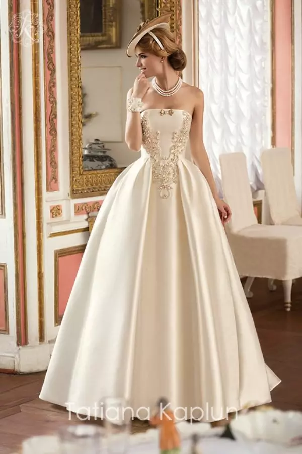 Robe de mariée luxuriante de Tatiana Kaplun avec perles