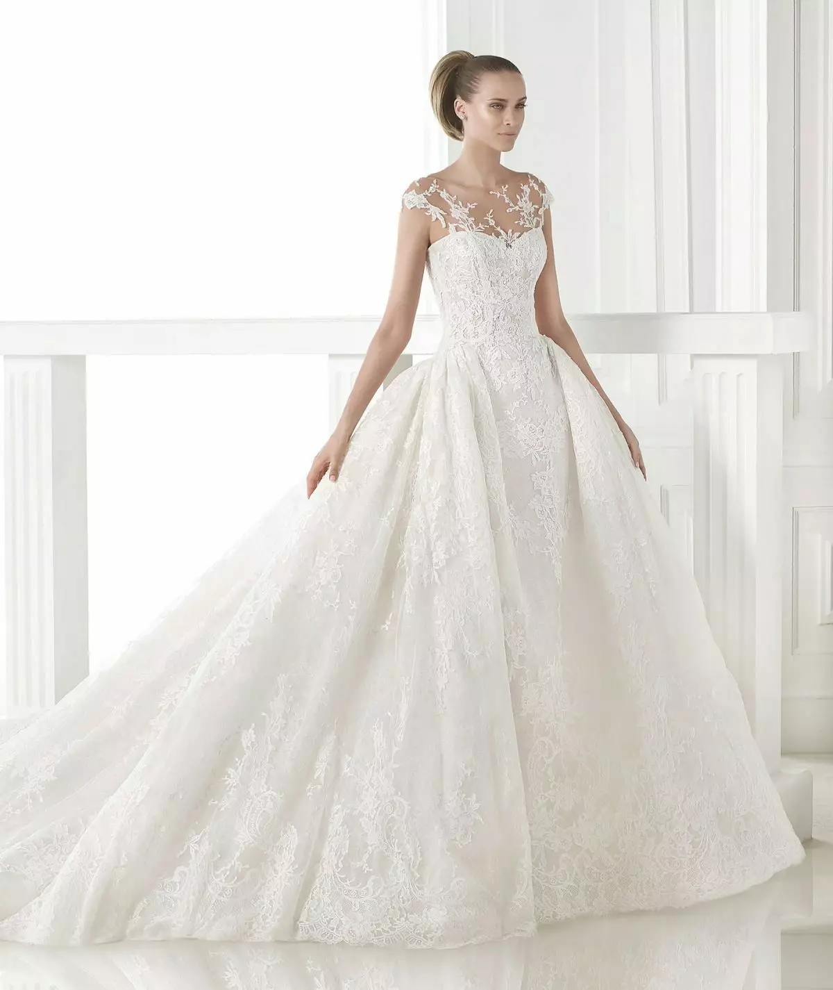 Lush Wedding White Dress frá Proviasias