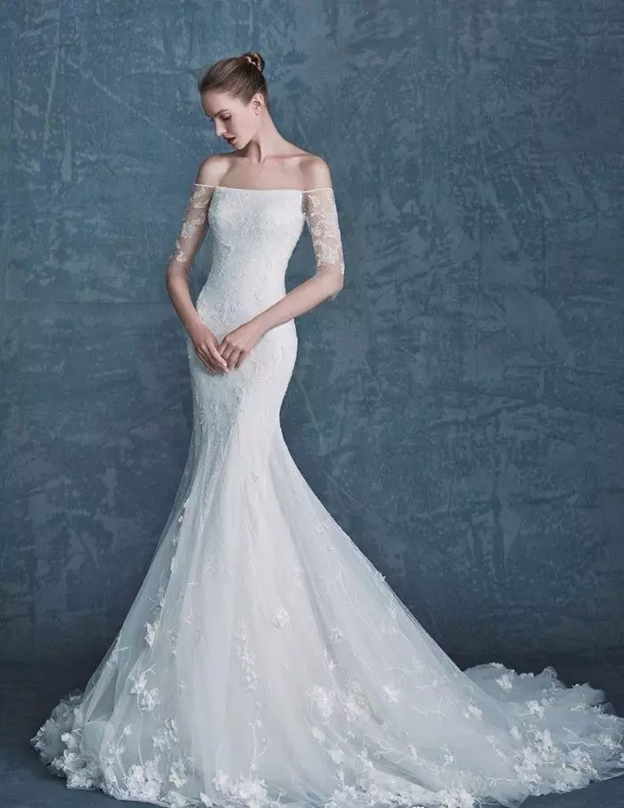Gaun pengantin putri duyung putih