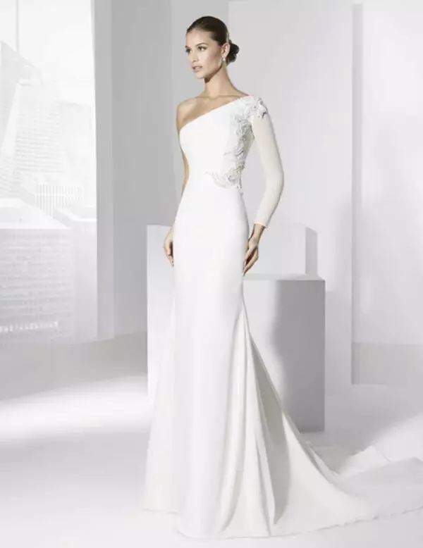 Gaun pengantin sederhana di satu bahu
